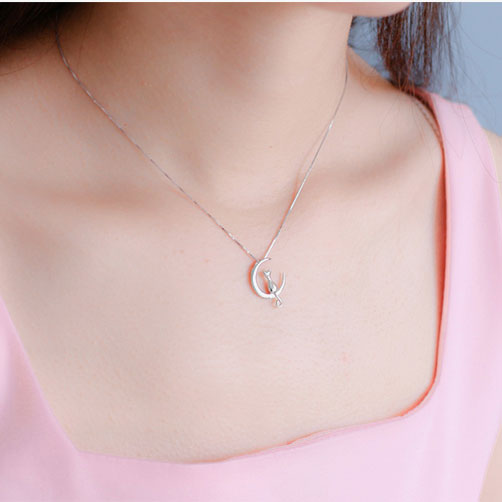 Fairy Tale Style Animal Kitten Stand Moon Necklace Cute Kitty Cat Silver Necklace